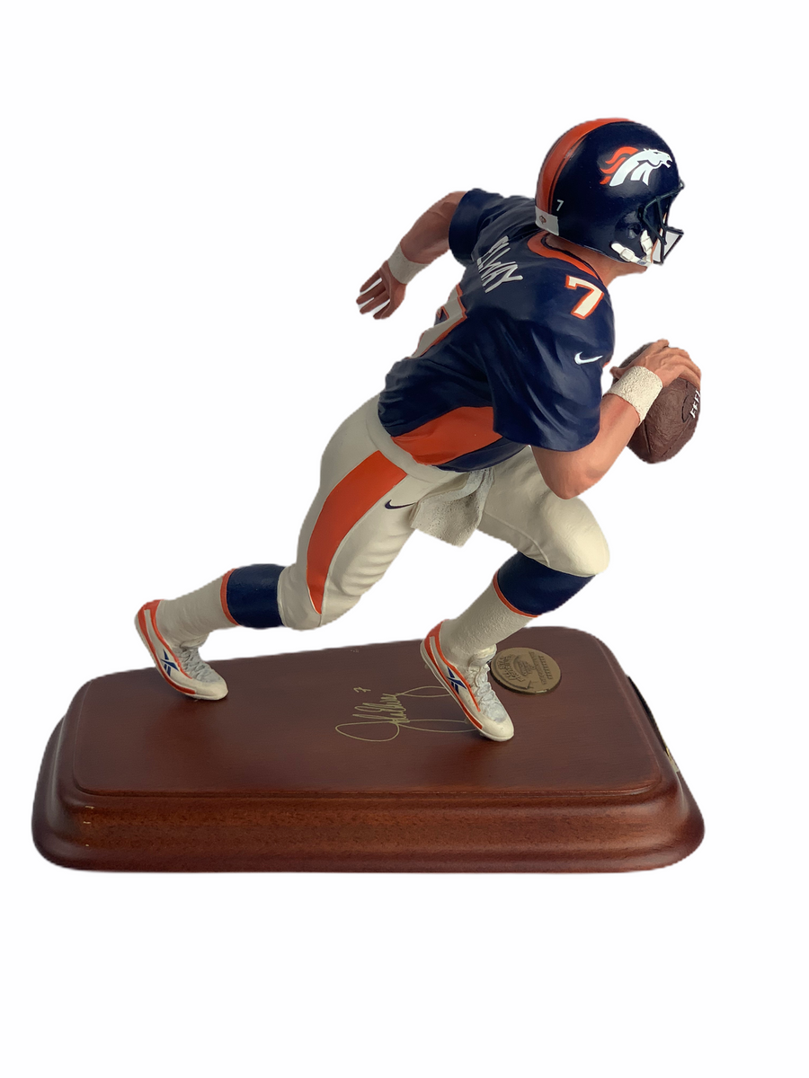 The Danbury Mint Denver Broncos John Elway NFL Figure Smll Damage Priced To  Sell