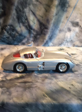 Mercedes-Benz 300SLR