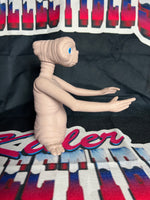 E.T. 1982 Universal Studios 8 Inch Figure
